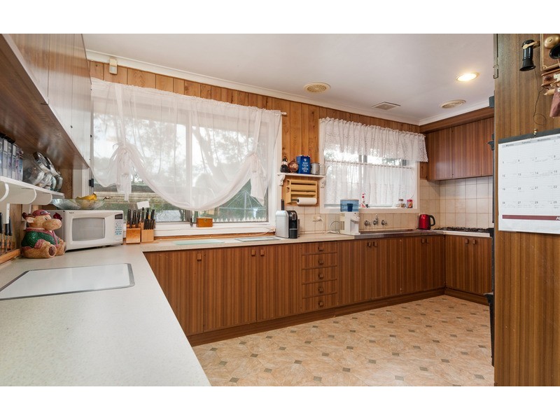 99 Durham Road, Kilsyth VIC 3137