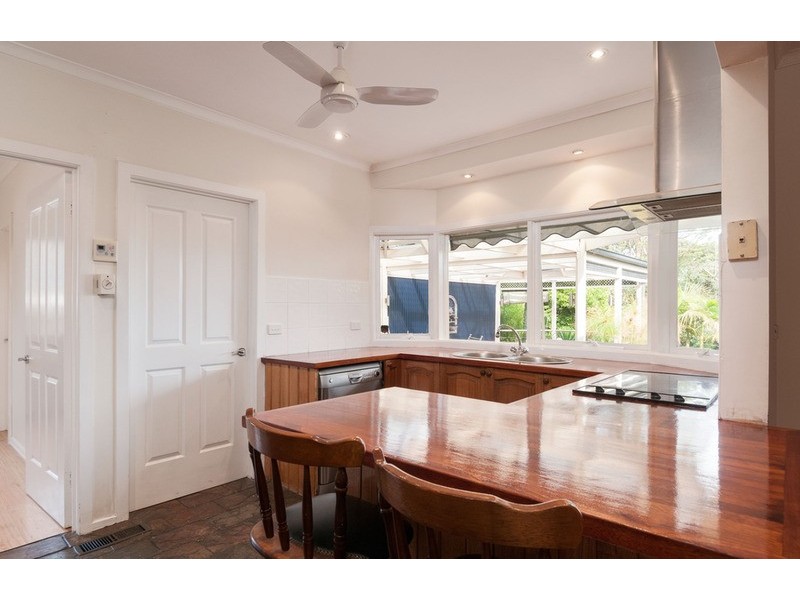 10 & 12 Cherylnne Crescent, Kilsyth VIC 3137