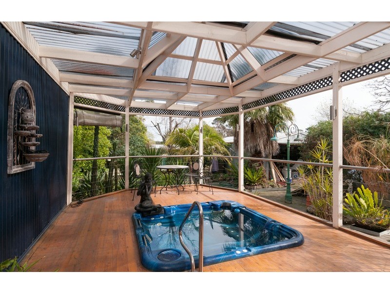 10 & 12 Cherylnne Crescent, Kilsyth VIC 3137