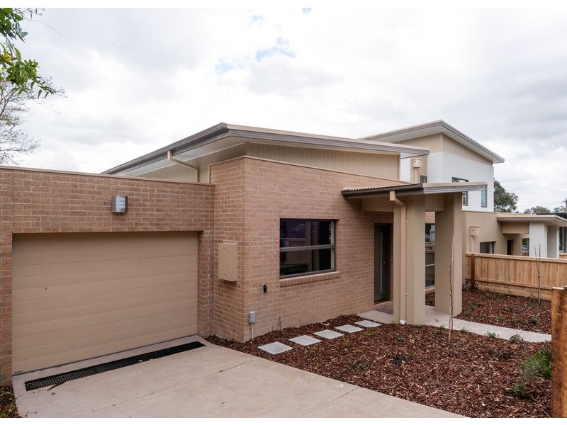 1/87 Lincoln Road, Croydon VIC 3136