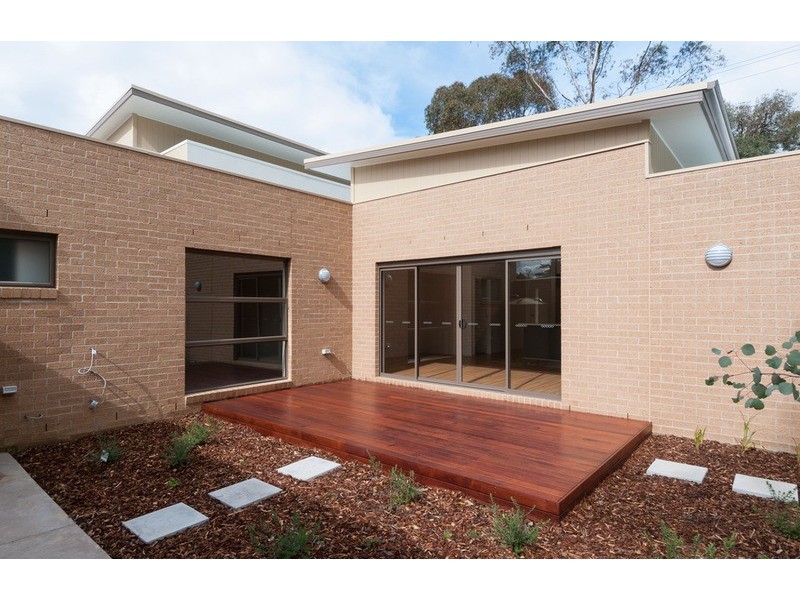 1/87 Lincoln Road, Croydon VIC 3136