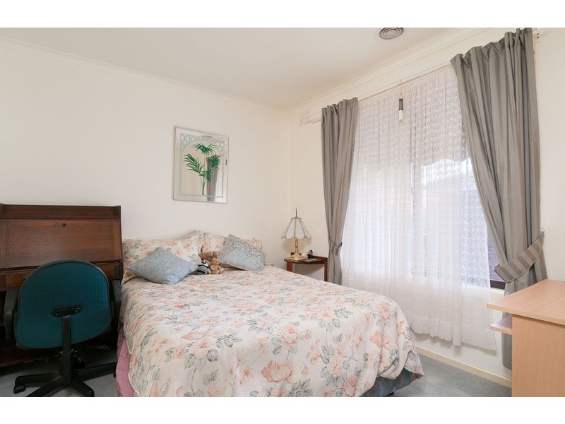 2/76 Sherlock Road, Croydon VIC 3136