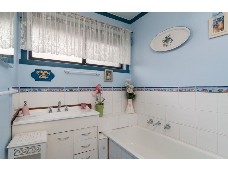 2/76 Sherlock Road, Croydon VIC 3136