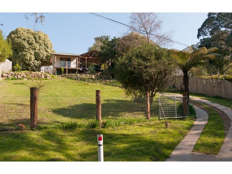 39 Russell Street, Mount Evelyn VIC 3796