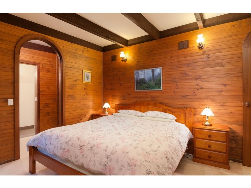 79 Moore Avenue, Montrose VIC 3765