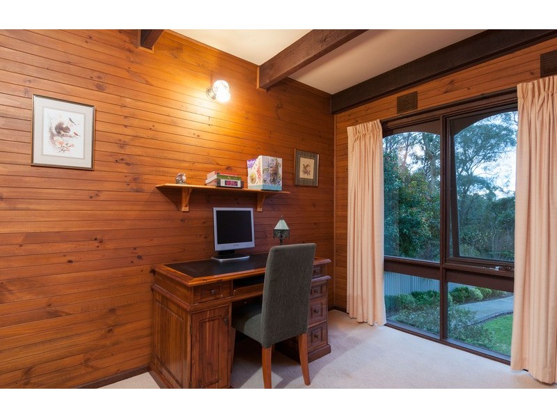 79 Moore Avenue, Montrose VIC 3765