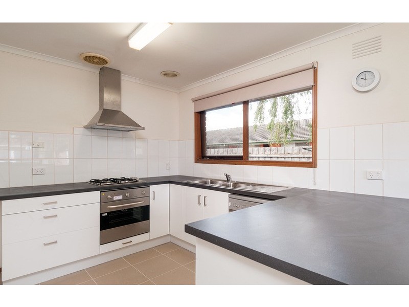 1/33 High  Street, Bayswater VIC 3153