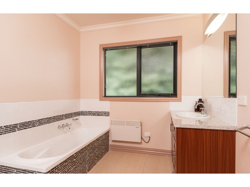 325a Hull Road, Mooroolbark VIC 3138