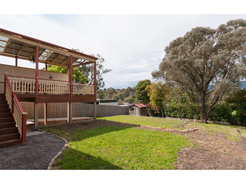 80 Winyard Drive, Mooroolbark VIC 3138