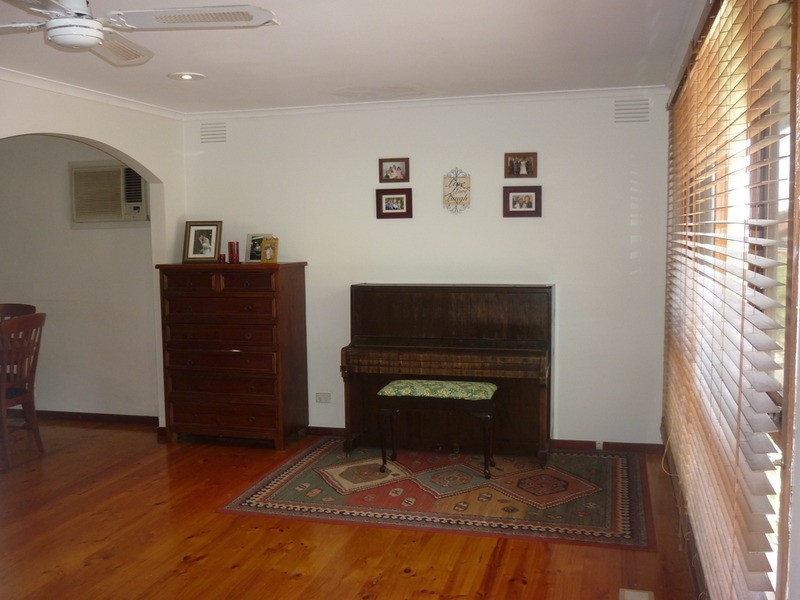 6 Avalon Street, Mooroolbark VIC 3138