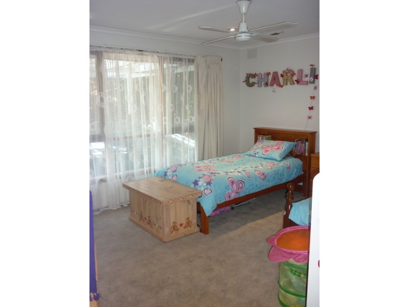 6 Avalon Street, Mooroolbark VIC 3138