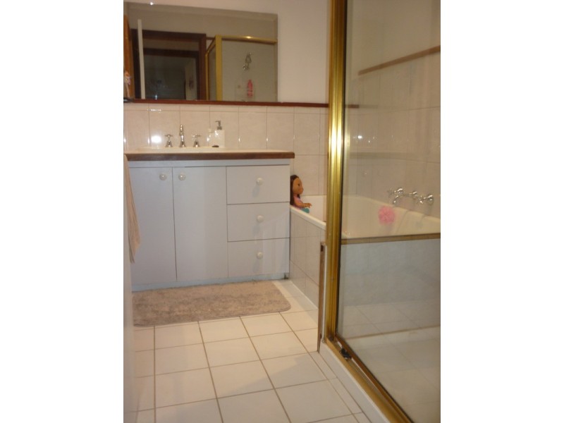 6 Avalon Street, Mooroolbark VIC 3138