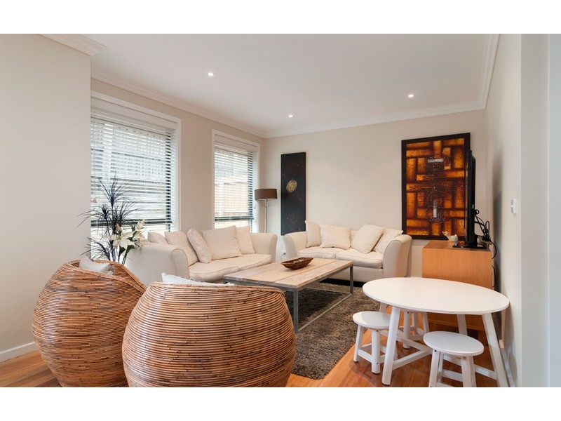 2/7 El Centro, Chirnside Park VIC 3116