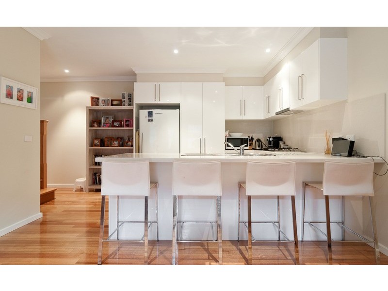 2/7 El Centro, Chirnside Park VIC 3116