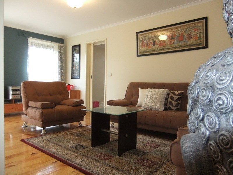 27 Songbird  Avenue, Chirnside Park VIC 3116