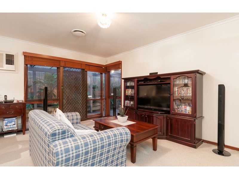 10 Bowness Court, Croydon Hills VIC 3136