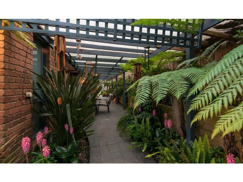 10 Bowness Court, Croydon Hills VIC 3136