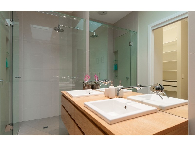 41 Dixon Avenue, Croydon VIC 3136