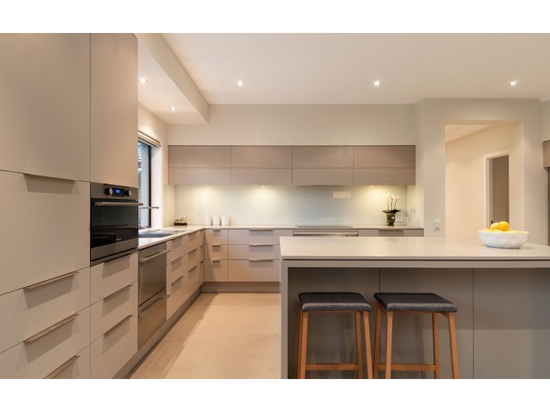 41 Dixon Avenue, Croydon VIC 3136