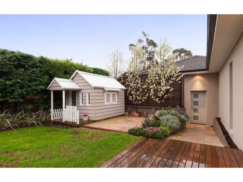 41 Dixon Avenue, Croydon VIC 3136