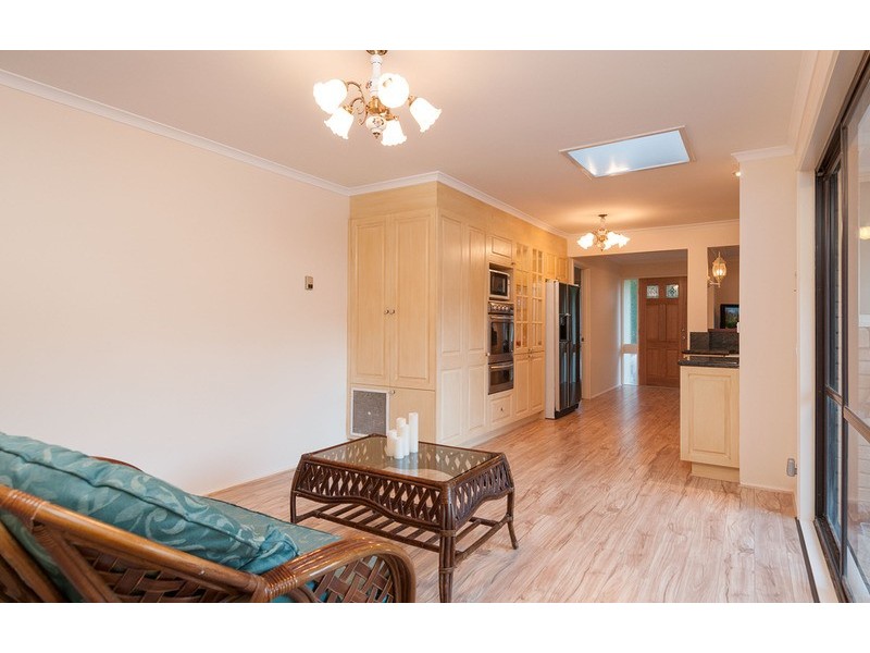 321 Wonga Road, Warranwood VIC 3134