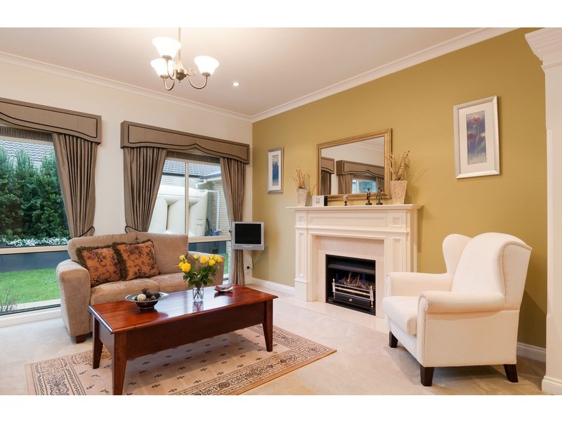 49 Larbert Road, Mooroolbark VIC 3138
