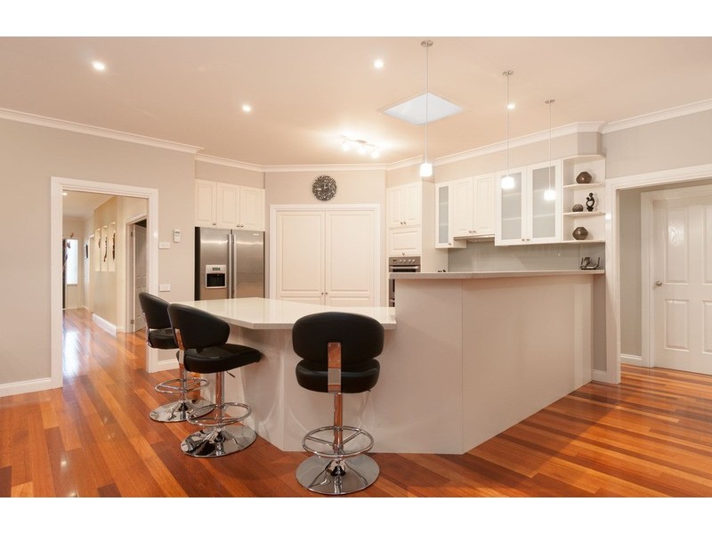 49 Larbert Road, Mooroolbark VIC 3138