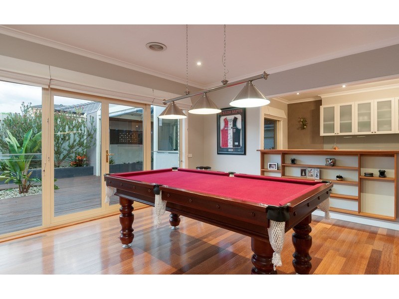 49 Larbert Road, Mooroolbark VIC 3138