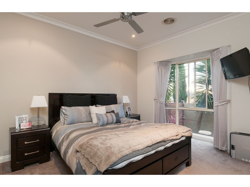 49 Larbert Road, Mooroolbark VIC 3138