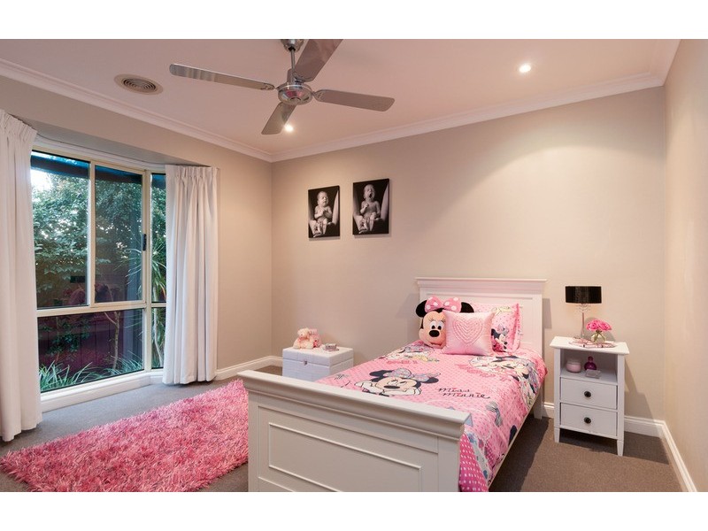 49 Larbert Road, Mooroolbark VIC 3138