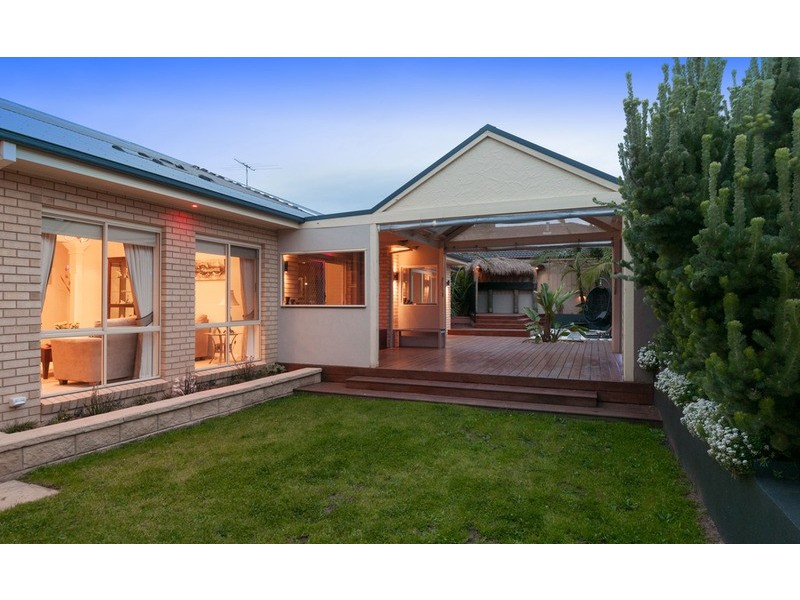 49 Larbert Road, Mooroolbark VIC 3138
