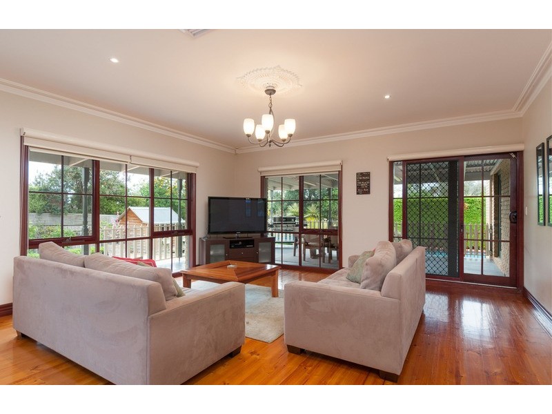 28 Summerhill Park Drive, Mooroolbark VIC 3138