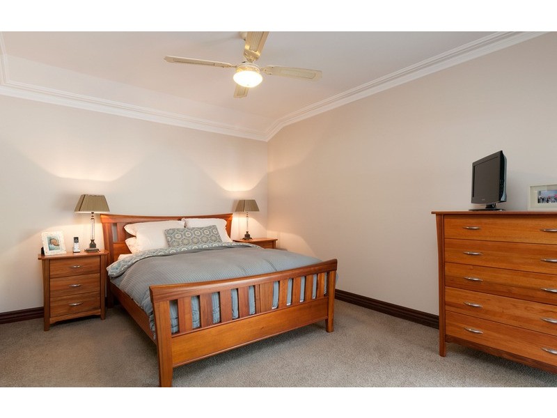 28 Summerhill Park Drive, Mooroolbark VIC 3138