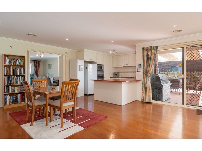 81 Nimblefoot Way, Lilydale VIC 3140