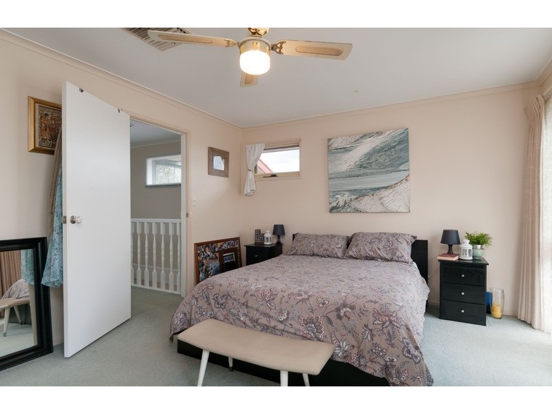 7 Summerhill Park Drive, Mooroolbark VIC 3138