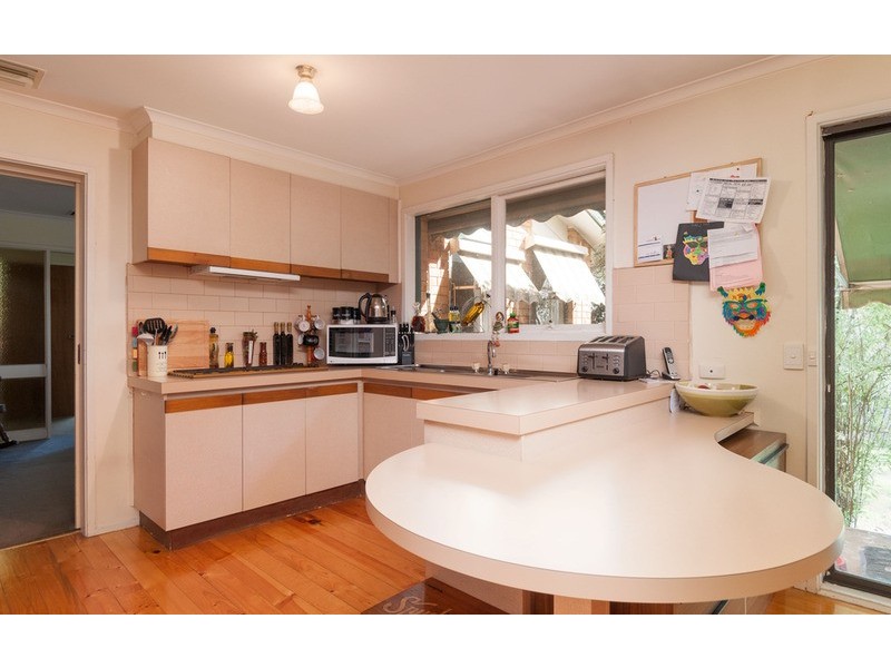 1 Kirsten Court, Mooroolbark VIC 3138