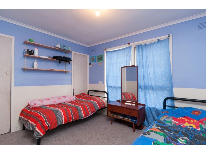 1/4 Yates Court, Mooroolbark VIC 3138