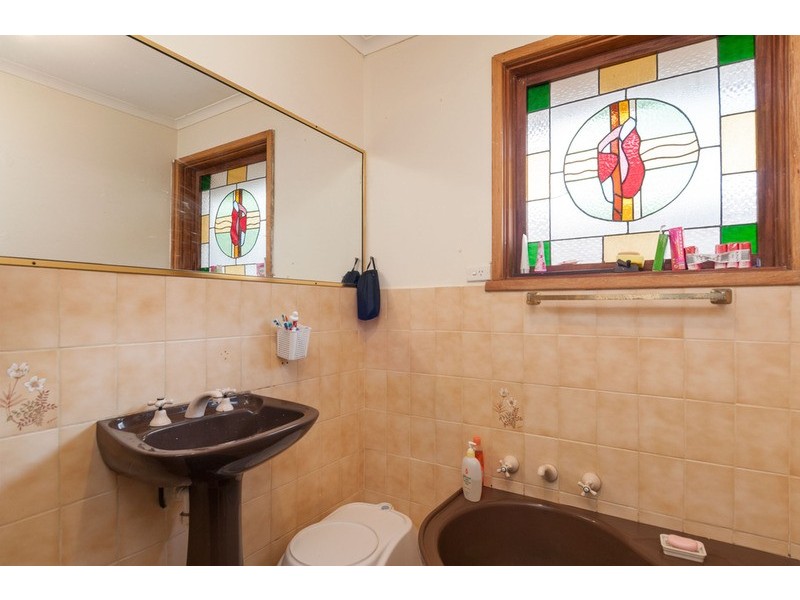 1/4 Yates Court, Mooroolbark VIC 3138