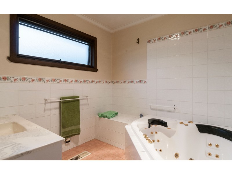 4 Carrington Court, Chirnside Park VIC 3116