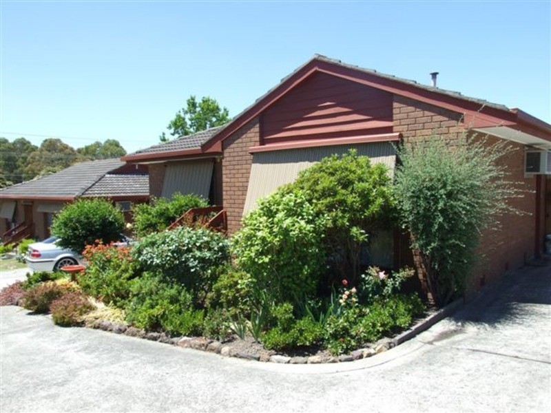 8/82 Brice Avenue, Mooroolbark VIC 3138