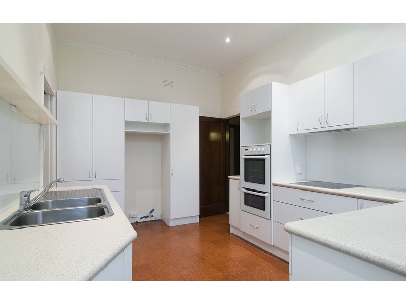 18 Bethela Street, Camberwell VIC 3124