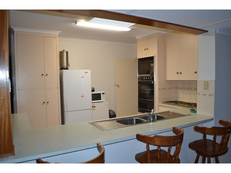 24 Sweetland Street, Mooroolbark VIC 3138