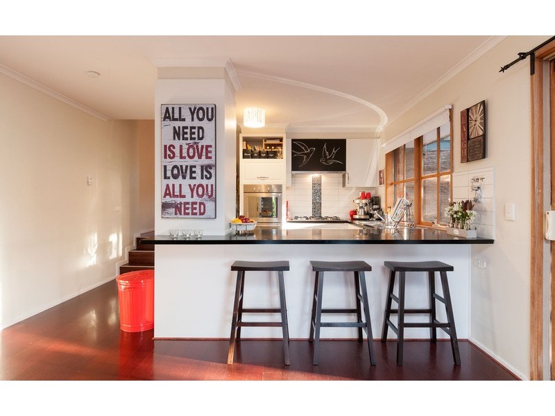 7 Nandina Close, Warranwood VIC 3134