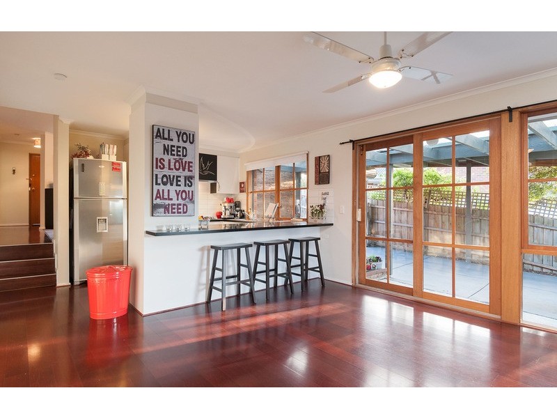 7 Nandina Close, Warranwood VIC 3134
