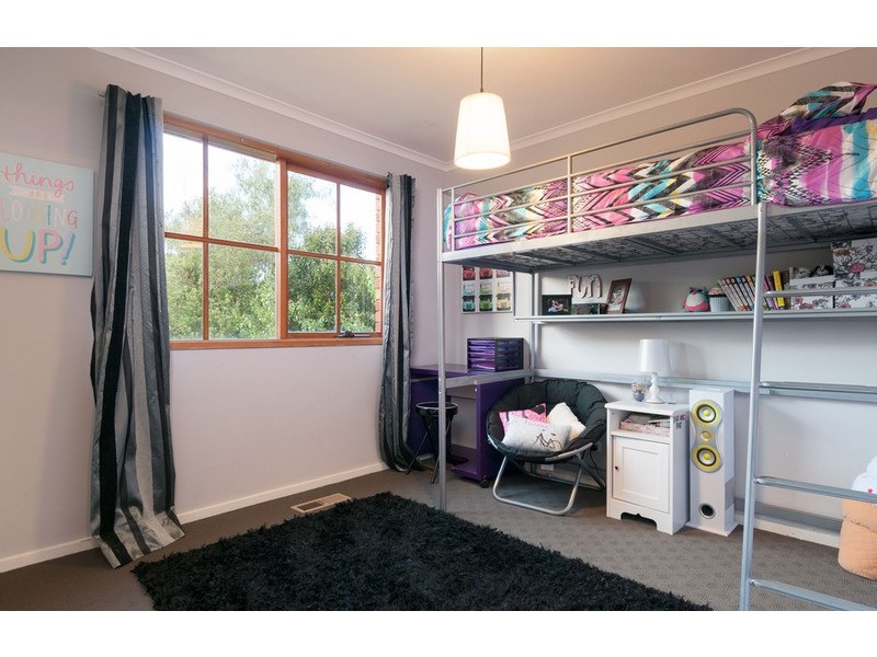 7 Nandina Close, Warranwood VIC 3134