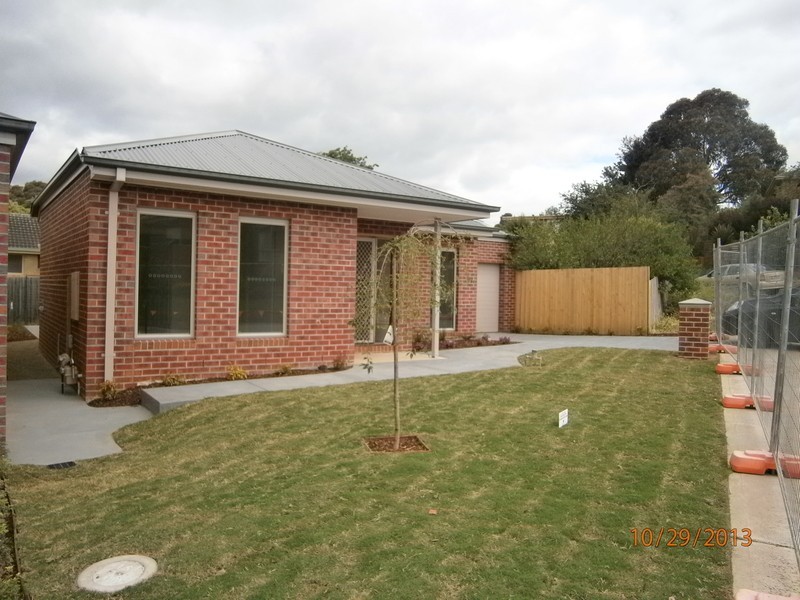 3 St James Park  Rise, Mooroolbark VIC 3138