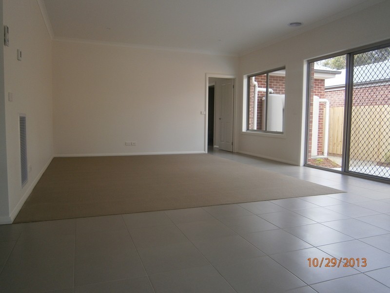 3 St James Park  Rise, Mooroolbark VIC 3138