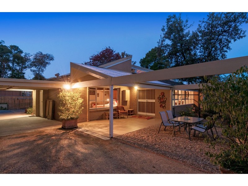 12 Hereford Road, Mount Evelyn VIC 3796