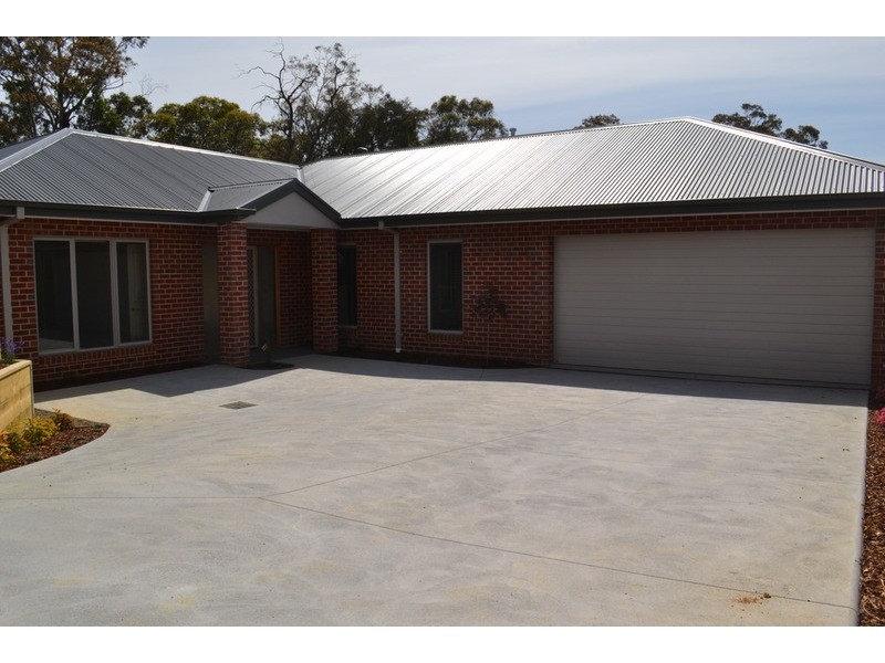 36a Pembroke Road, Mooroolbark VIC 3138