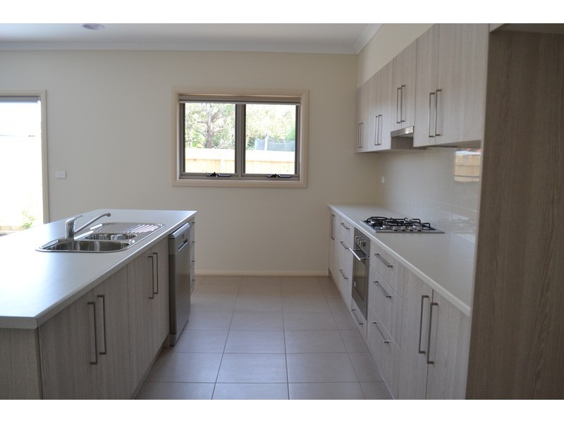 36a Pembroke Road, Mooroolbark VIC 3138